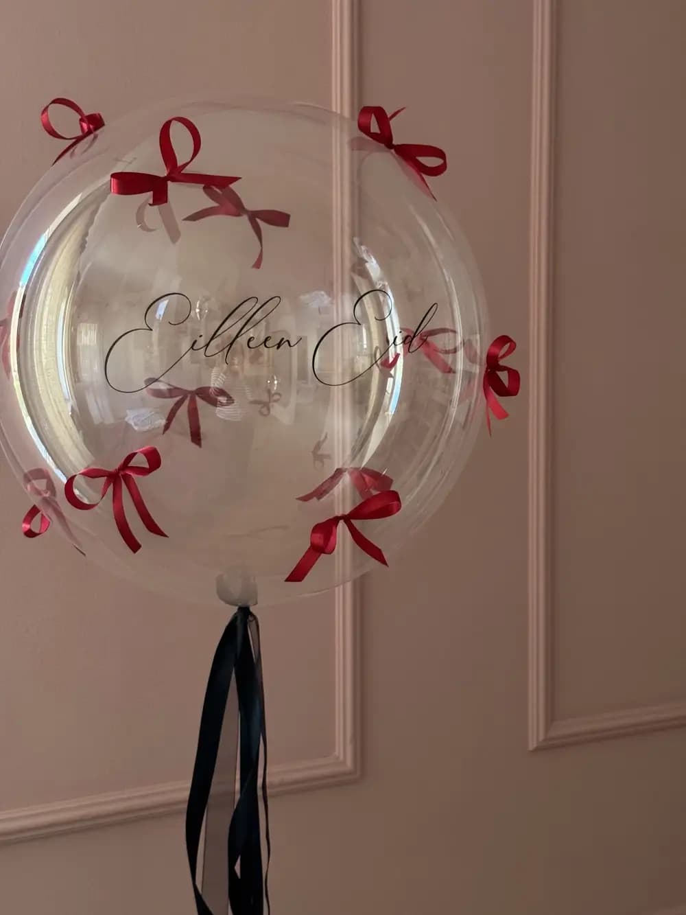 Przezroczysty balon Bubble z napisem i kokardkami
