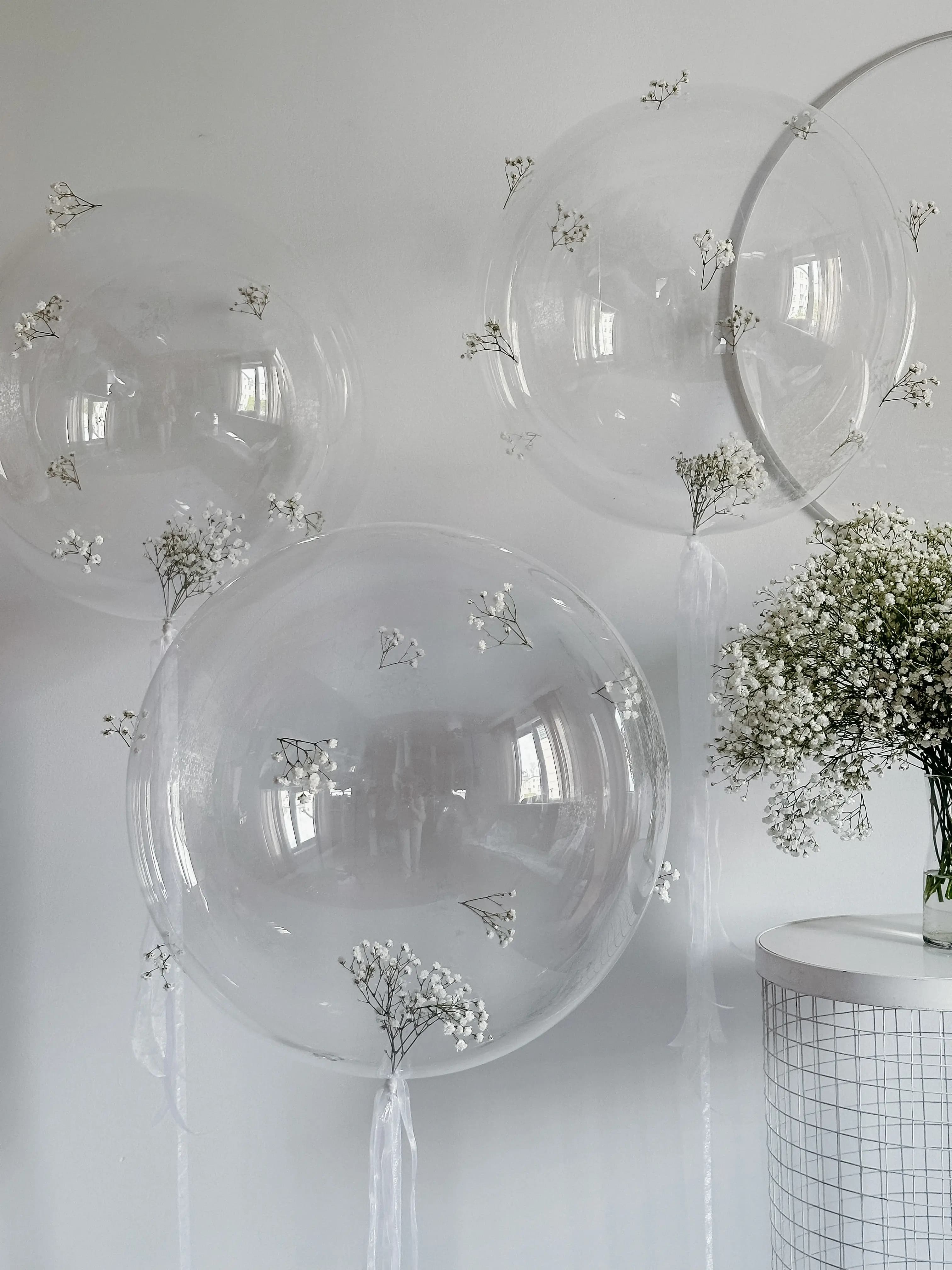 Balon przezroczysty z gipsówką