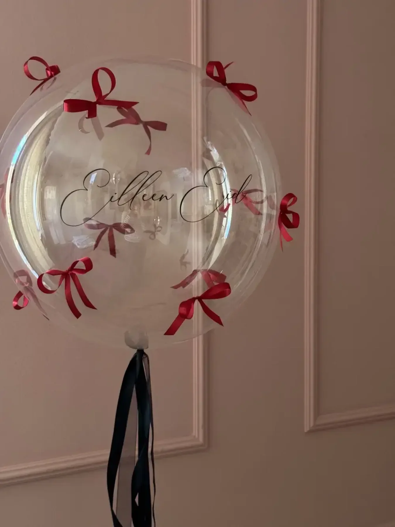 Przezroczysty balon Bubble z napisem i kokardkami